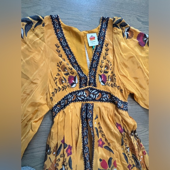 NEW FARM RIO tropical tapestry kaftan dress in yellow New with tags - Picture 6 of 10